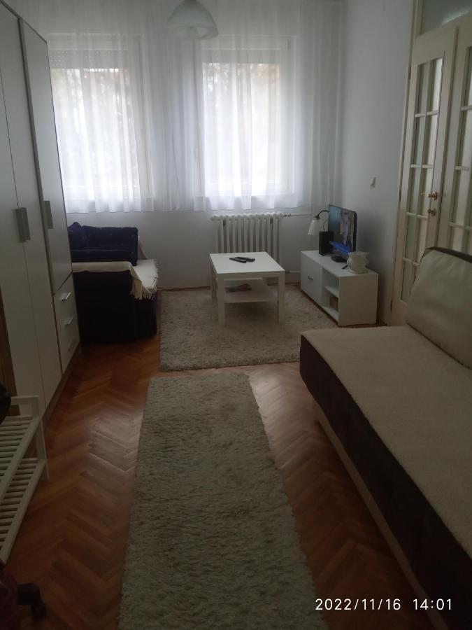 Ferienwohnung Mm2 Novi Sad Exterior foto