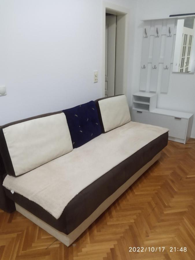 Ferienwohnung Mm2 Novi Sad Exterior foto