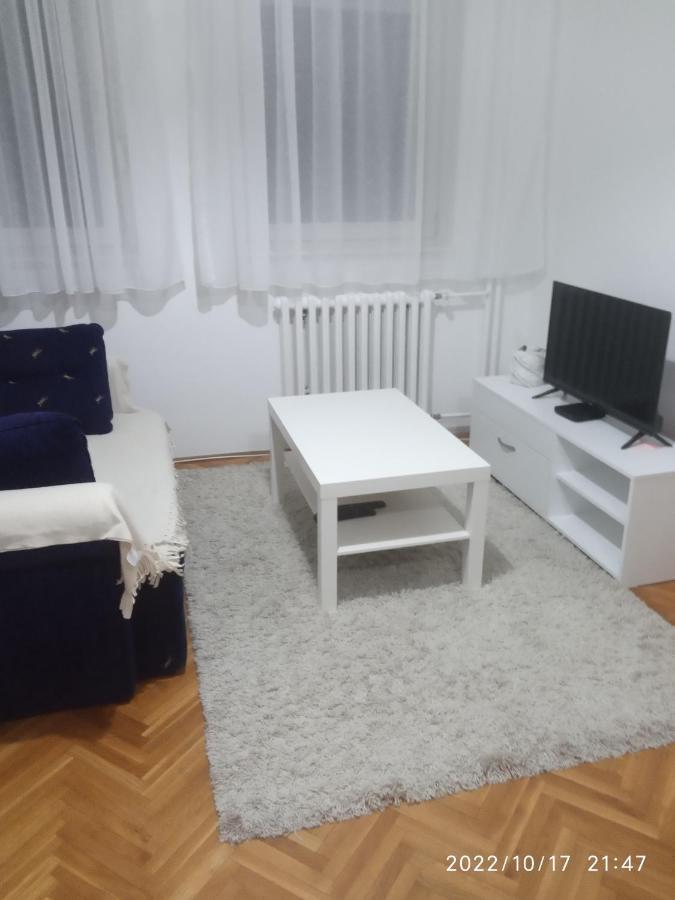 Ferienwohnung Mm2 Novi Sad Exterior foto